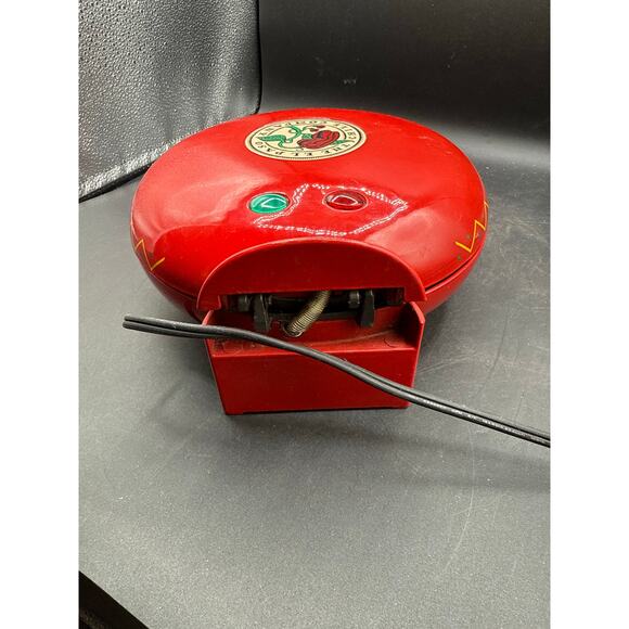 El Paso Chili Company Quesadilla Maker - Picture 5 of 9